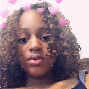 Meet your Posher, Breana